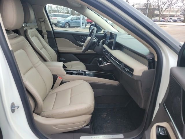 Certified 2024 Lincoln Corsair AWD image 29