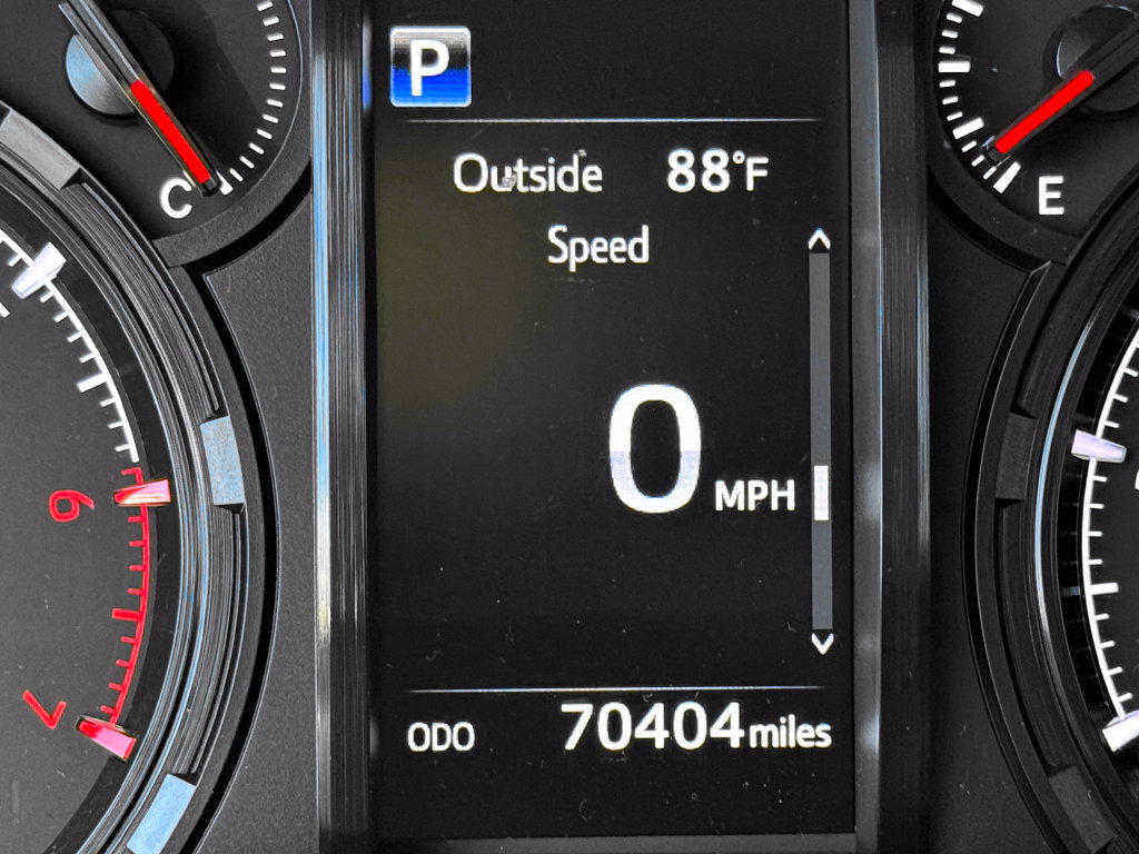 Used 2021 Toyota 4Runner SR5 Premium w/ Moonroof Package AWD/4WD image 21
