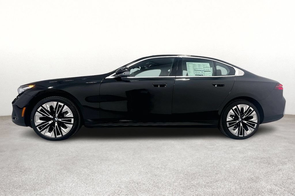 New 2026 BMW i5 eDrive40 w/ Executive Package RWD image 6