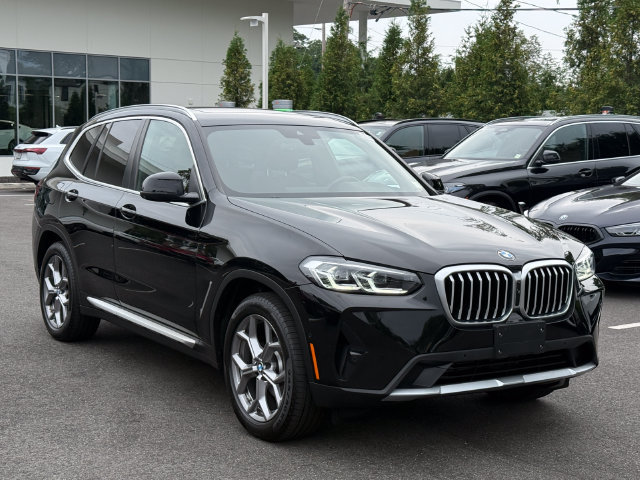 Used 2024 BMW X3 xDrive30i w/ Convenience Package AWD/4WD image 3