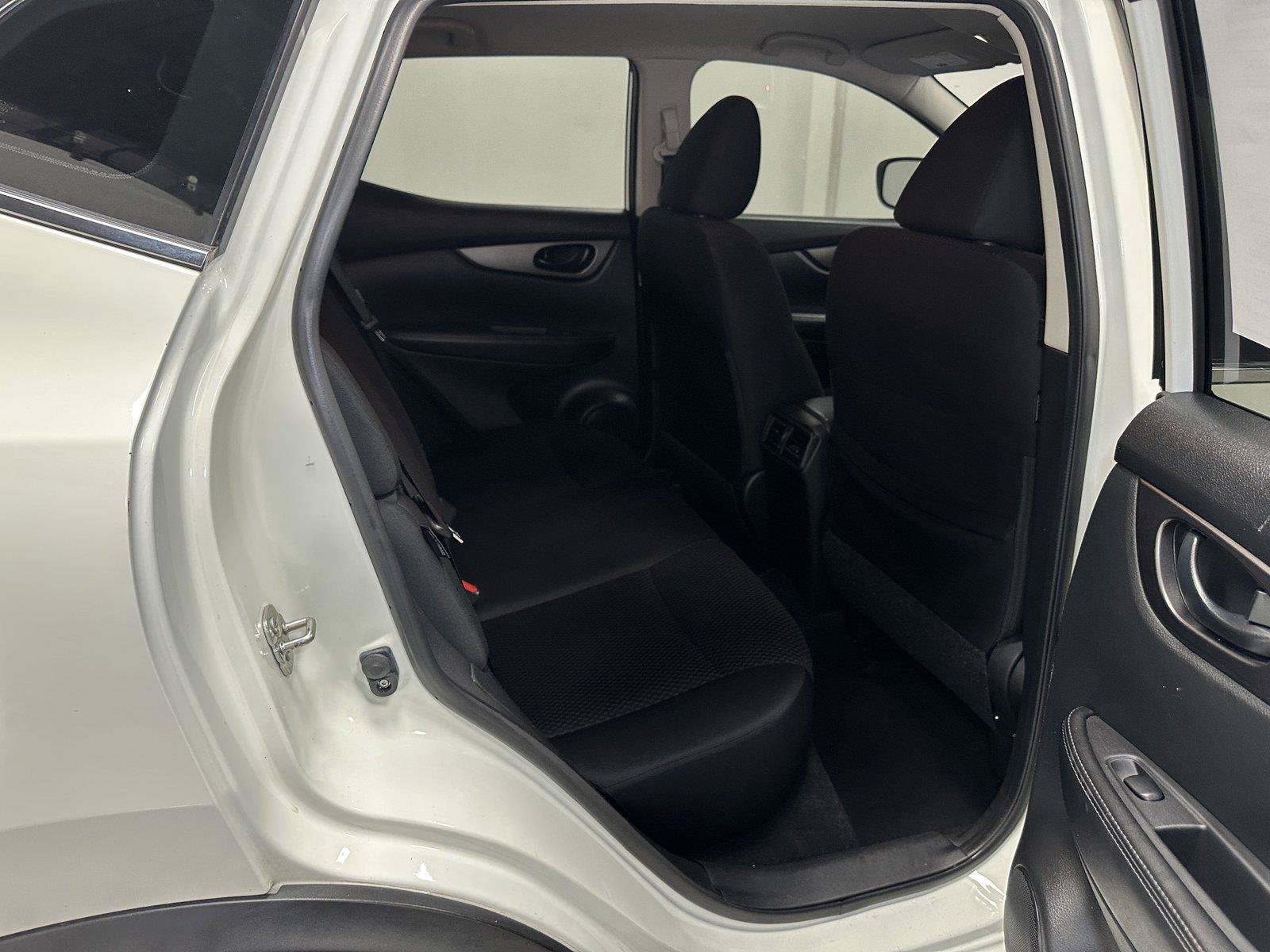 Used 2020 Nissan Rogue Sport S w/ Appearance Package FWD image 35