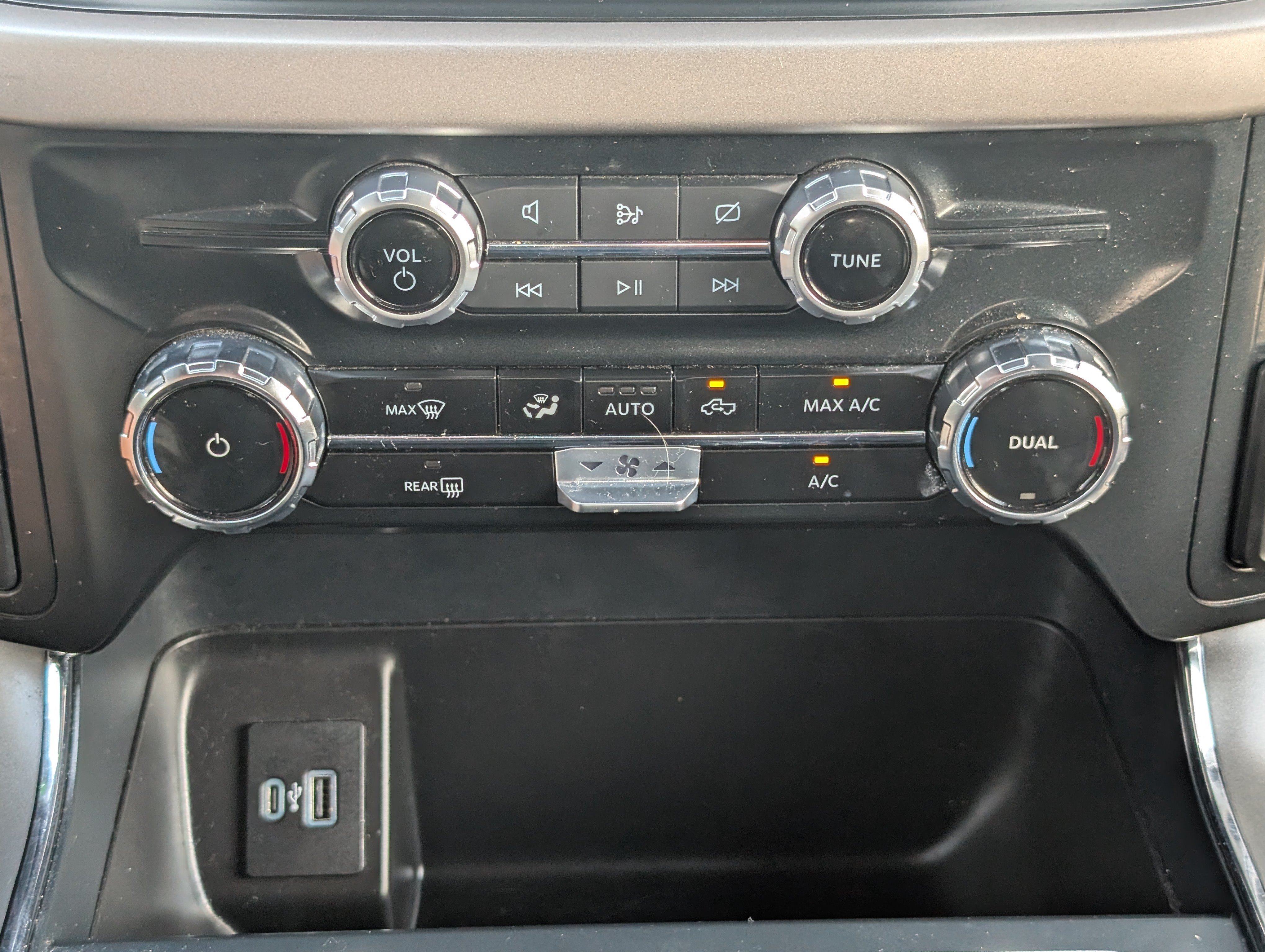 Certified 2024 Ford F150 XLT w/ Mobile Office Package AWD/4WD image 23