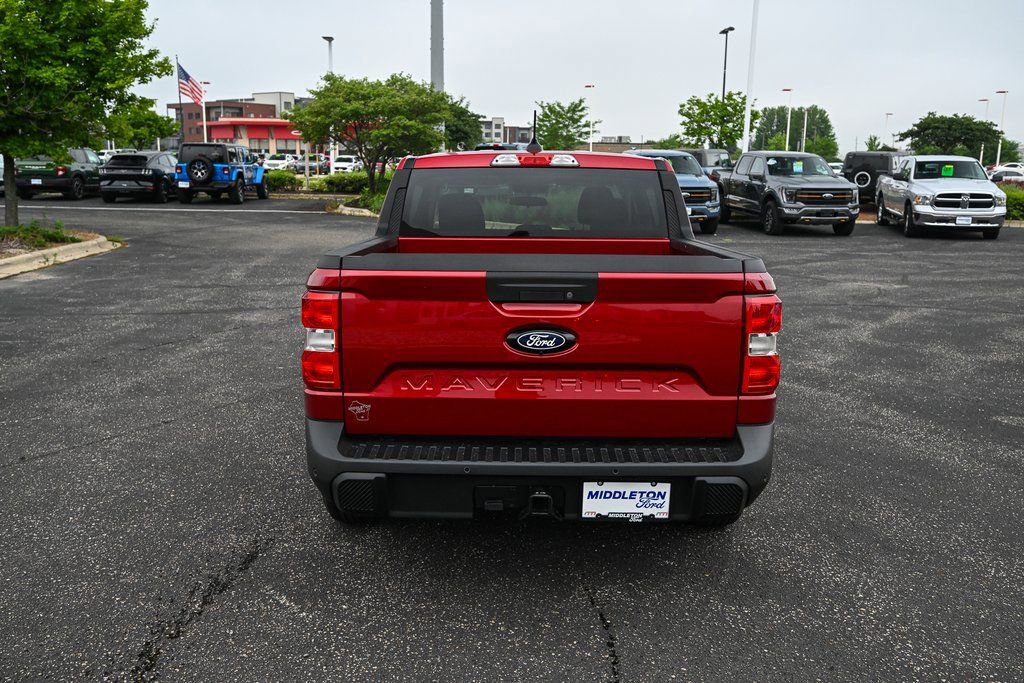 New 2025 Ford Maverick XLT w/ XLT Luxury Package image 6
