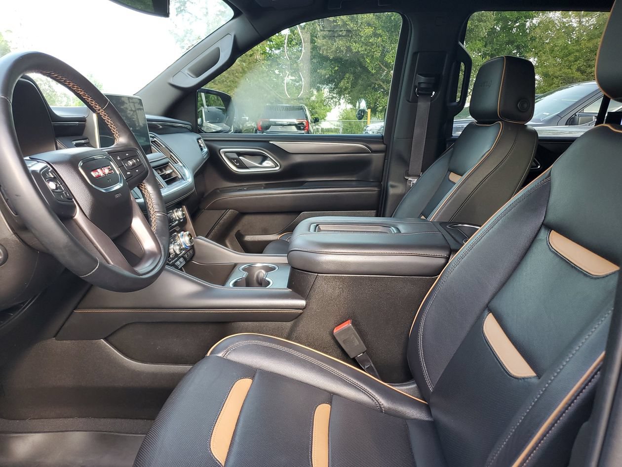 Used 2023 GMC Yukon AT4 AWD/4WD image 18