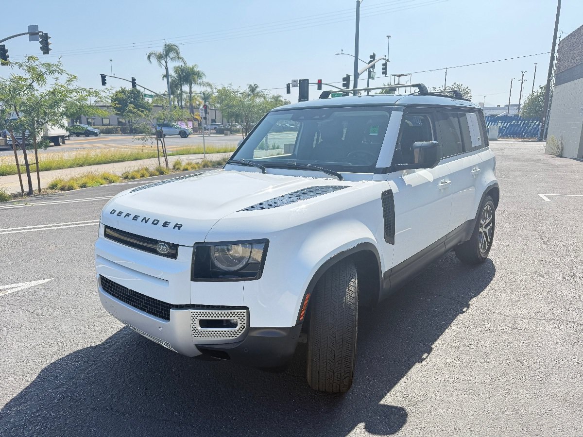 Used 2020 Land Rover Defender 110 HSE AWD/4WD image 7