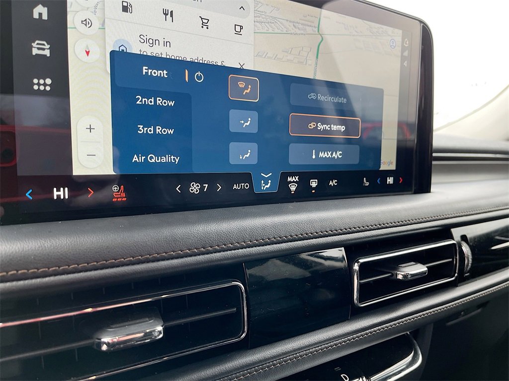 Used 2025 Lincoln Aviator Reserve w/ Equipment Group 201A image 16