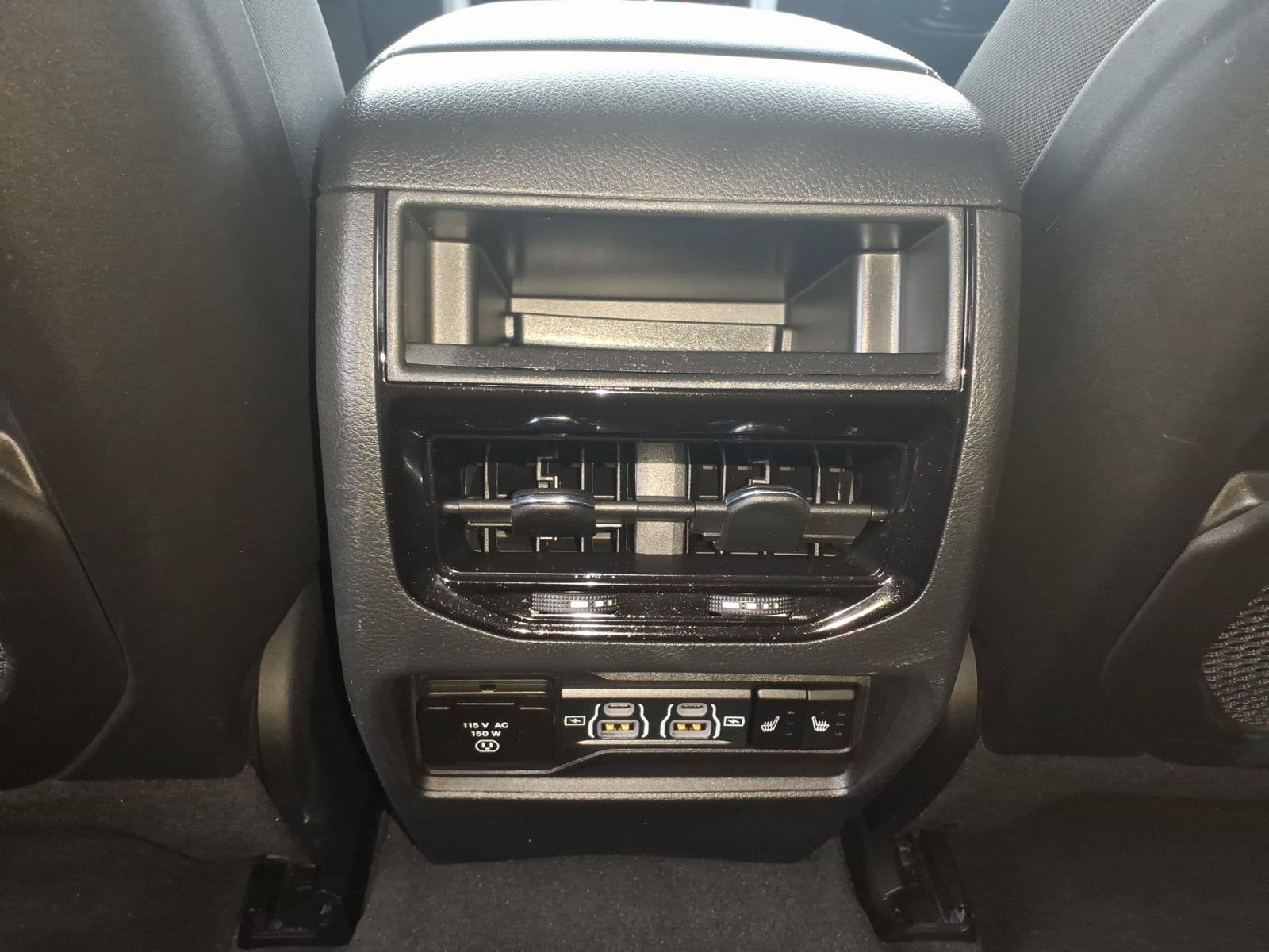 Certified 2023 Jeep Grand Cherokee 4WD 4xe w/ Luxury Tech Group II image 19