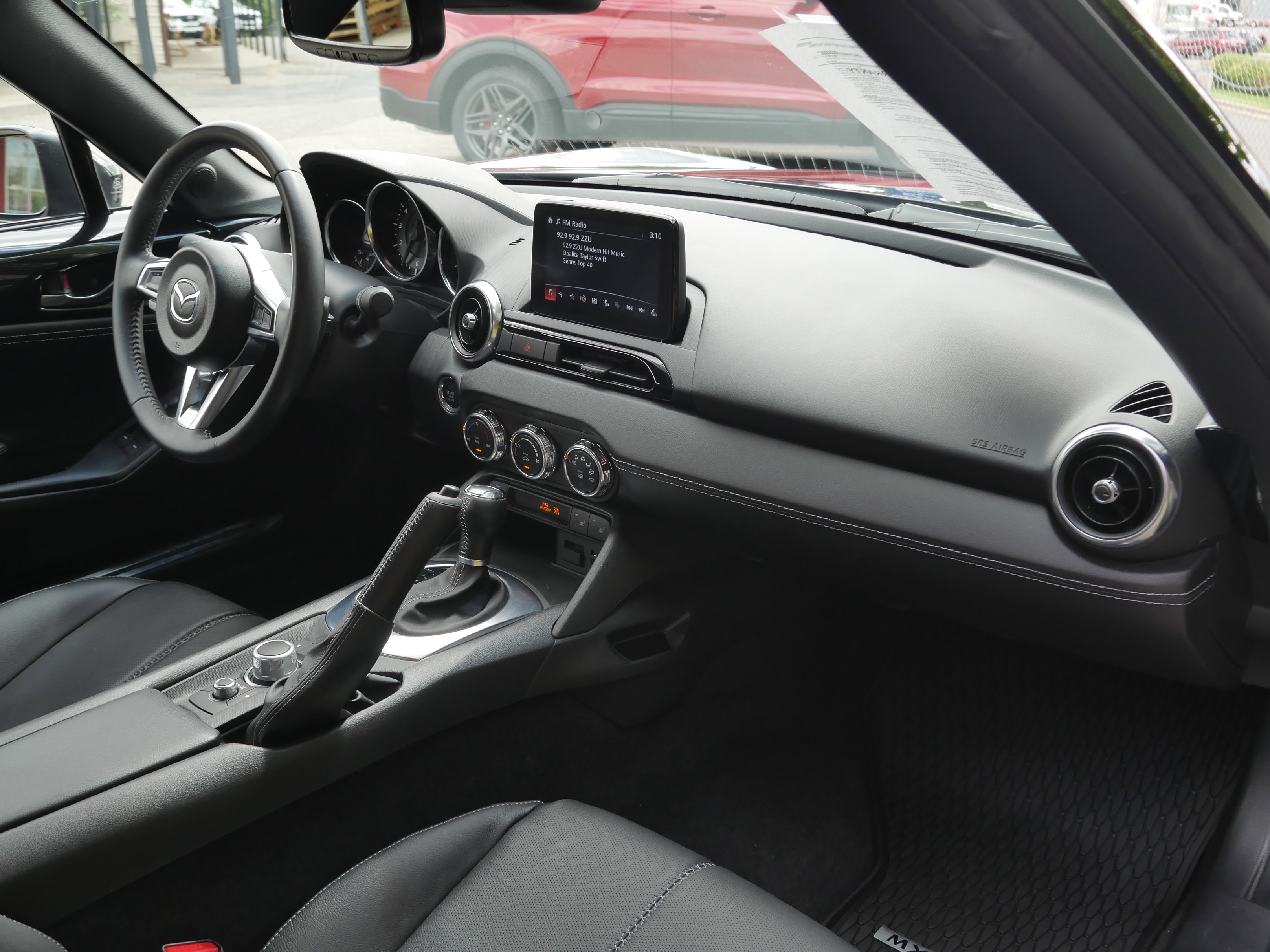 Used 2022 MAZDA MX-5 Miata RF Grand Touring w/ Weather Package RWD image 25