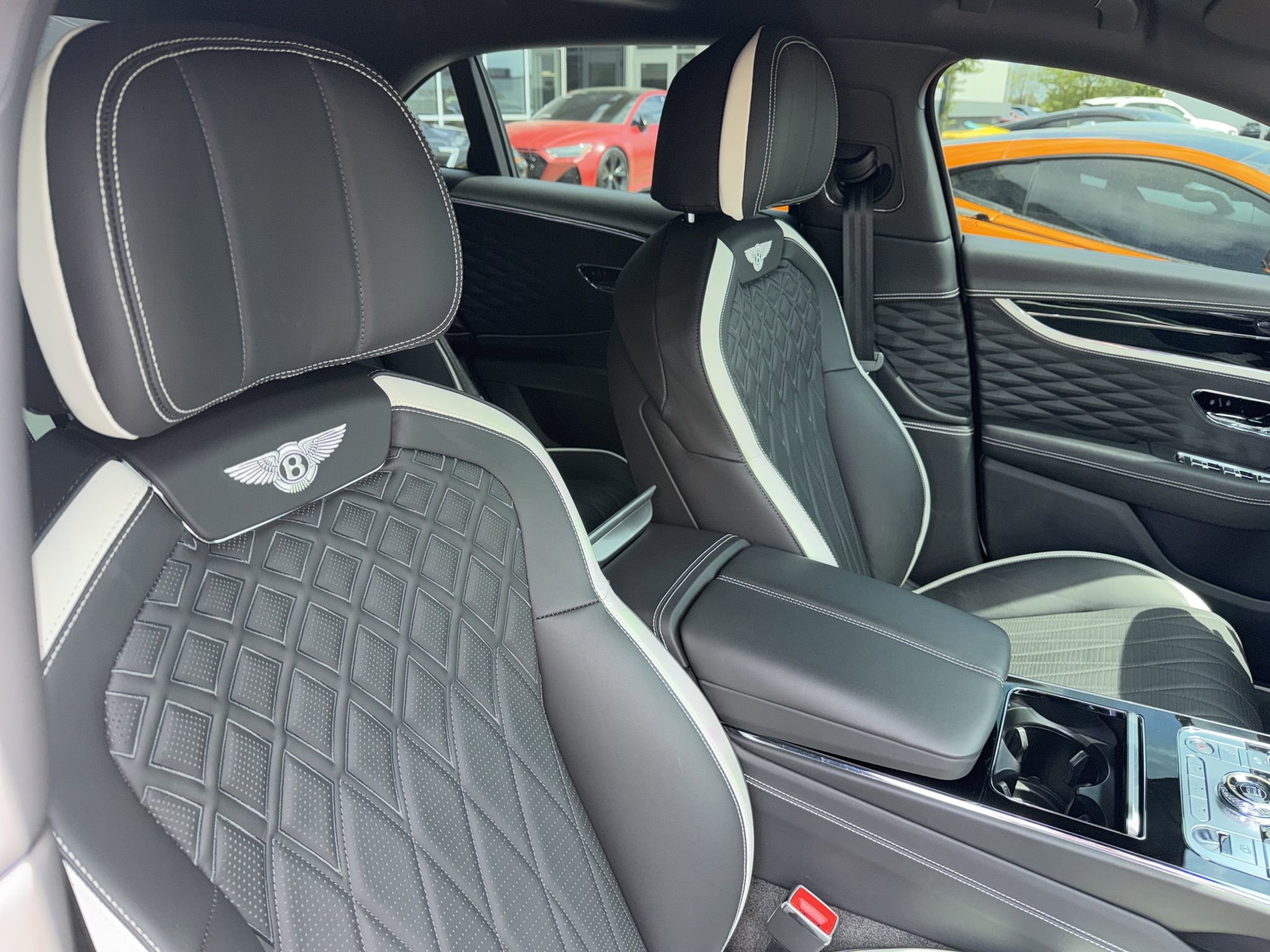 Used 2023 Bentley Flying Spur W12 AWD/4WD image 11