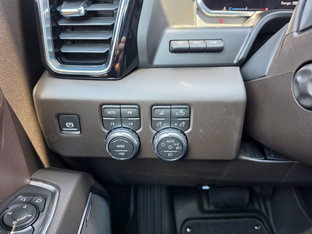 New 2026 GMC Sierra 1500 Denali w/ Technology Package AWD/4WD image 25