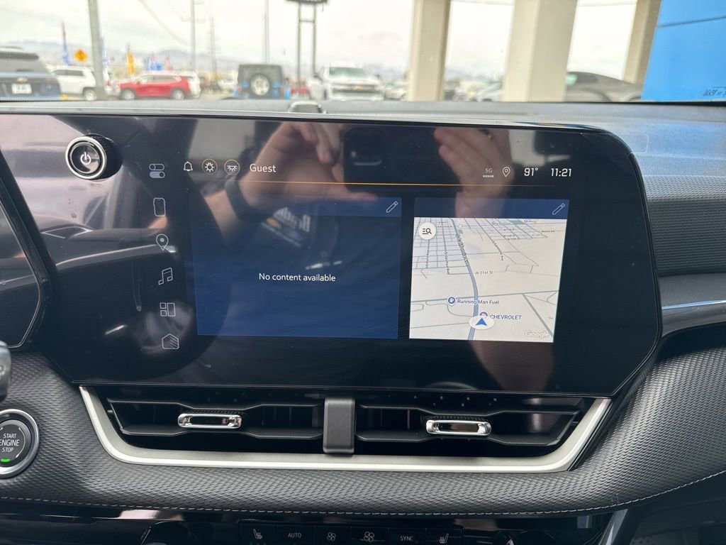 New 2026 Chevrolet Equinox LT w/ Convenience Package II FWD image 21