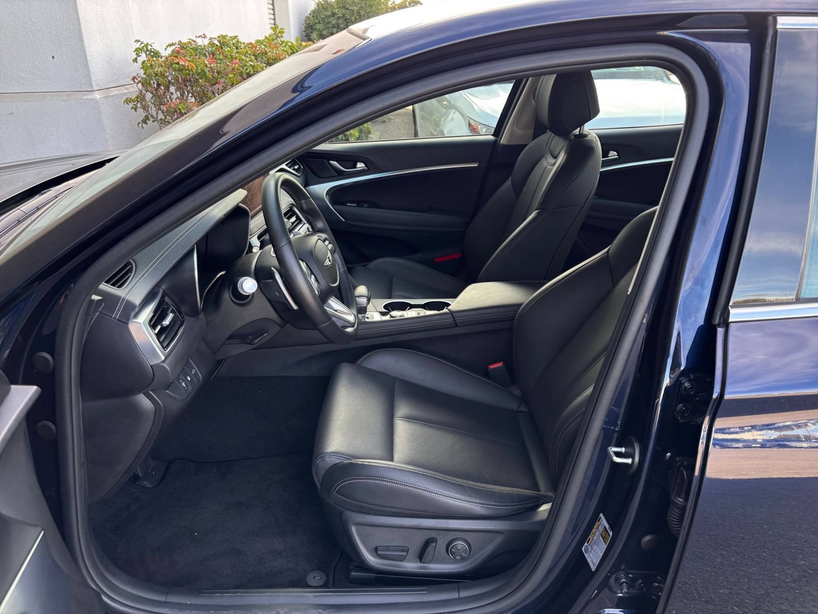 Used 2026 Genesis G70 2.5T RWD image 28