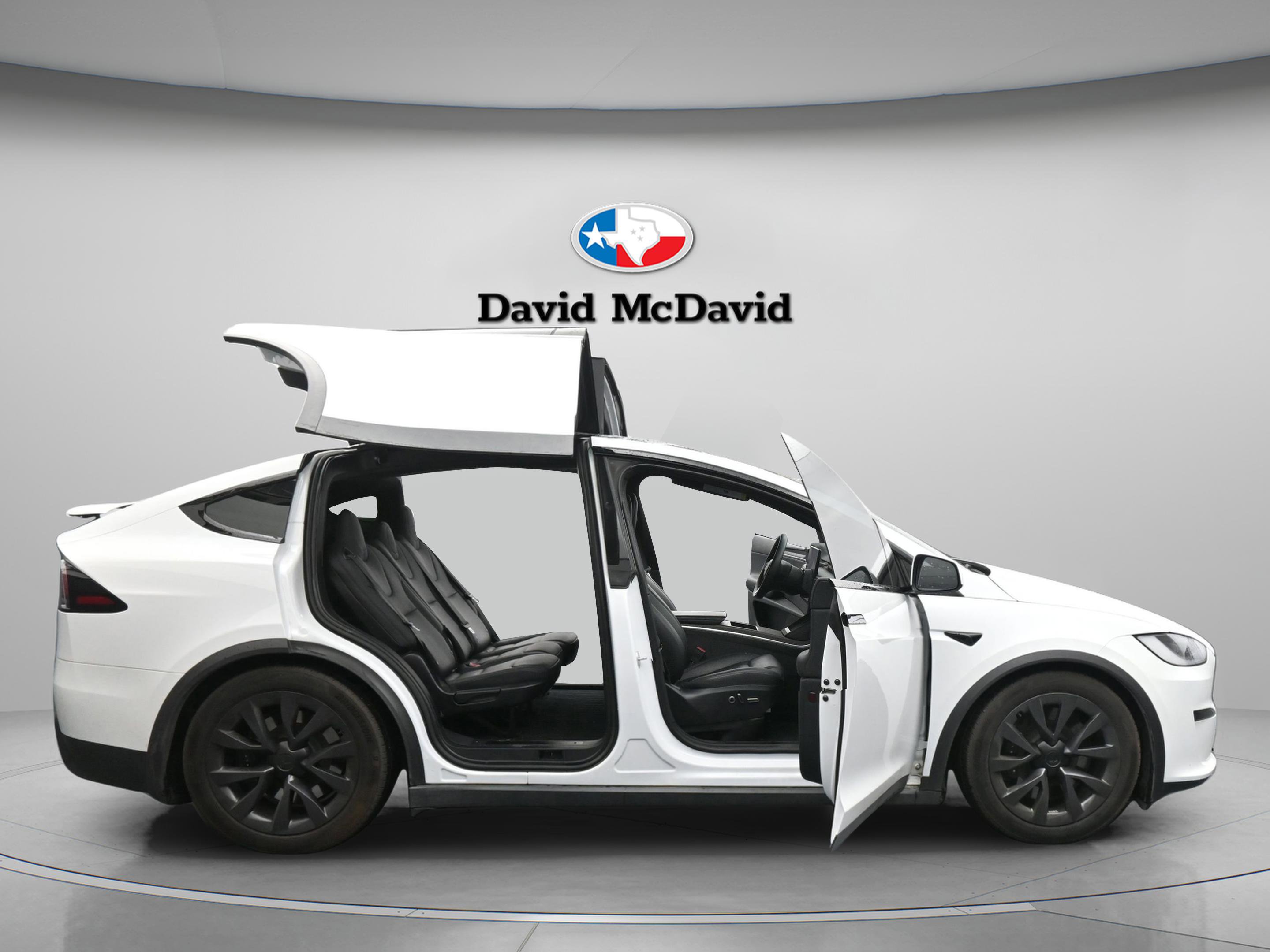 Used 2024 Tesla Model X image 33