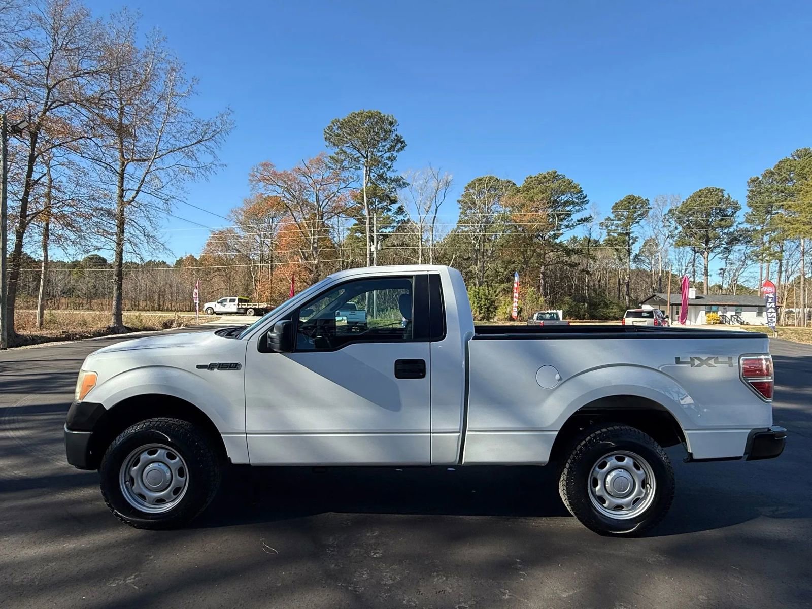 Used 2011 Ford F150 XL w/ Trailer Tow Pkg image 5