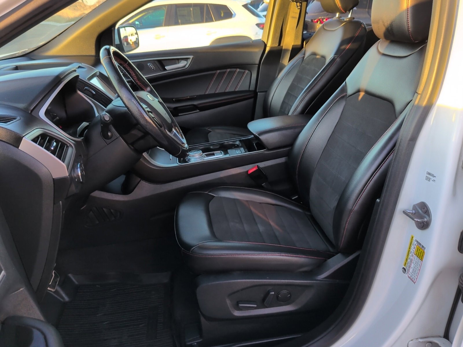 Used 2020 Ford Edge ST-Line image 10