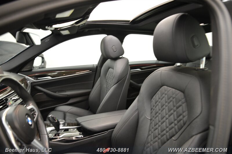 Used 2023 BMW 530i w/ M Sport Package RWD image 19