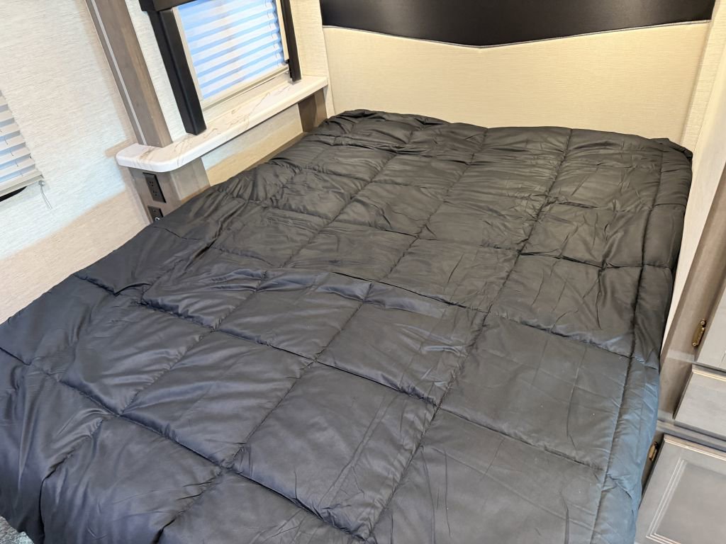 Used 2024 Ford E-350 and Econoline 350 Super Duty w/ Motorhome Prep Package image 72