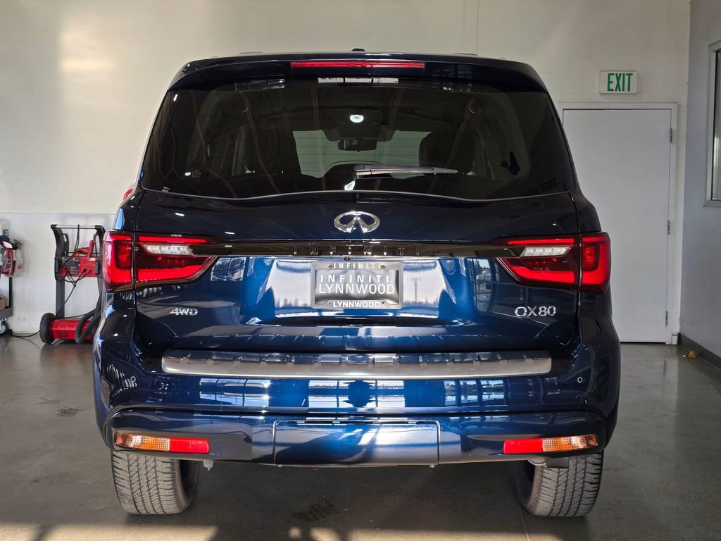 Certified 2022 INFINITI QX80 Premium Select w/ Cargo Package image 5