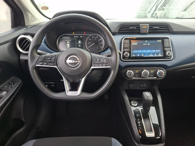 Used 2025 Nissan Versa SV FWD image 11