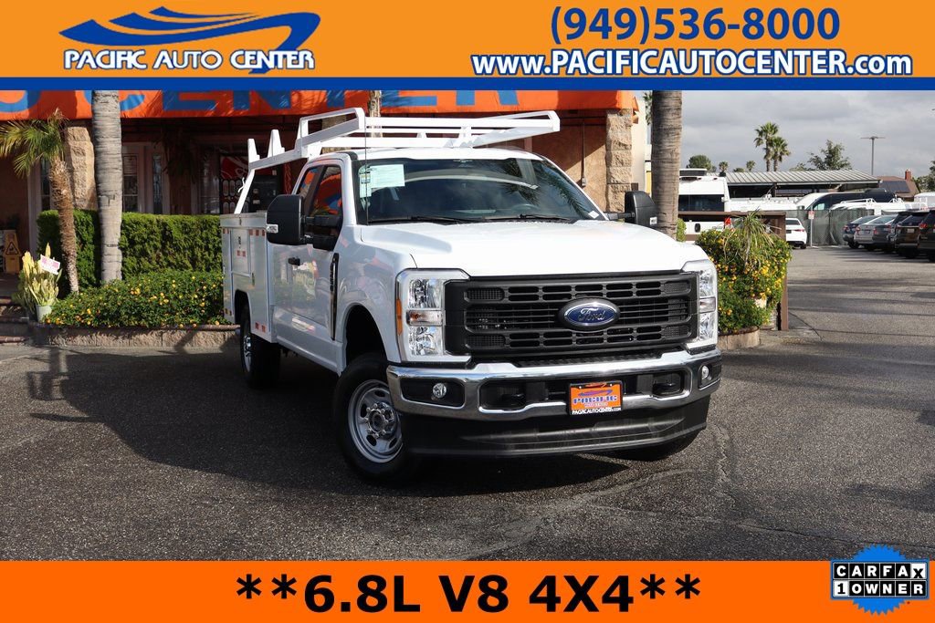 Used 2023 Ford F250 XL w/ Snow Plow/Camper Package image 1