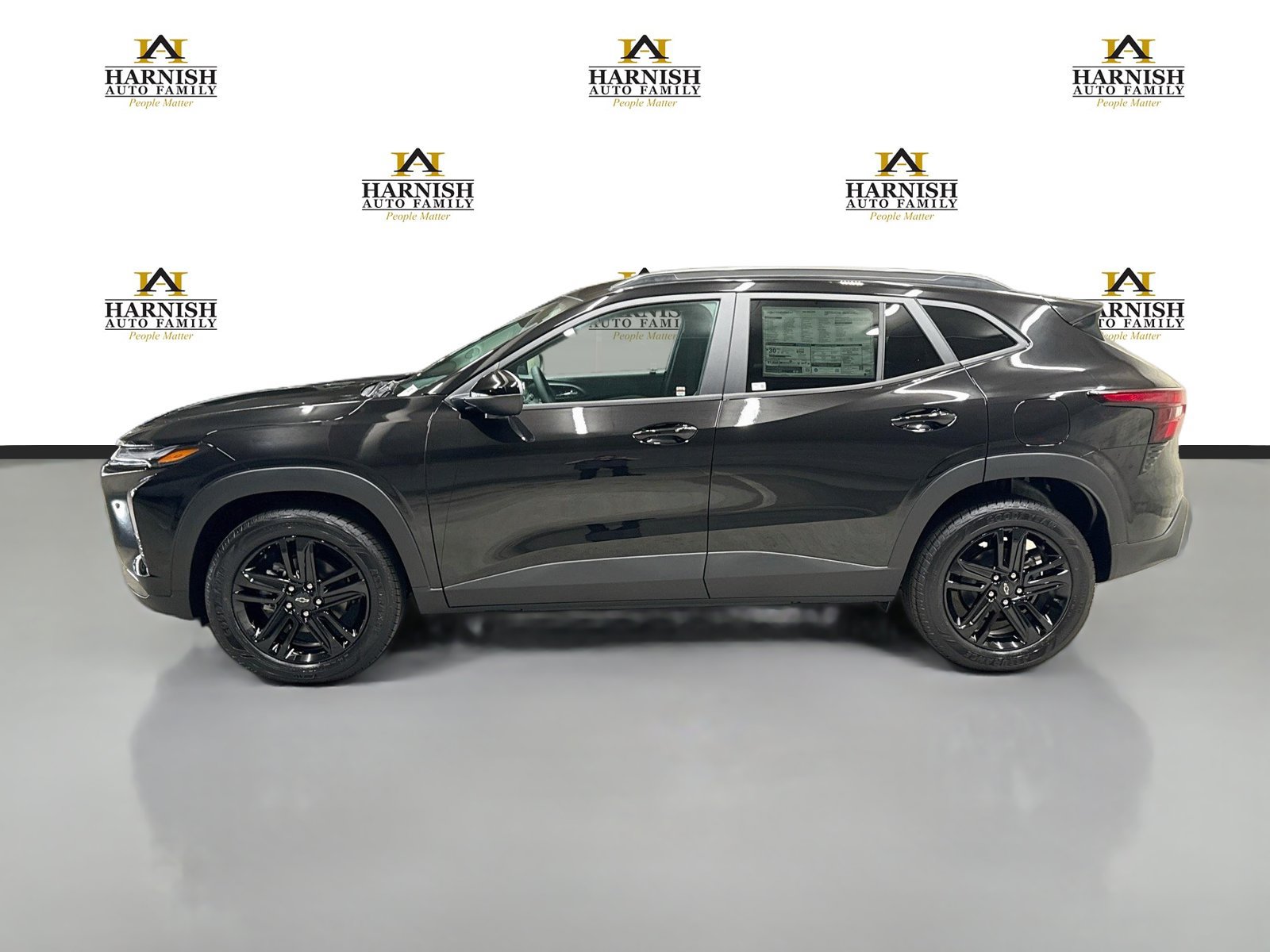New 2026 Chevrolet Trax ACTIV w/ Sunroof Package FWD image 9