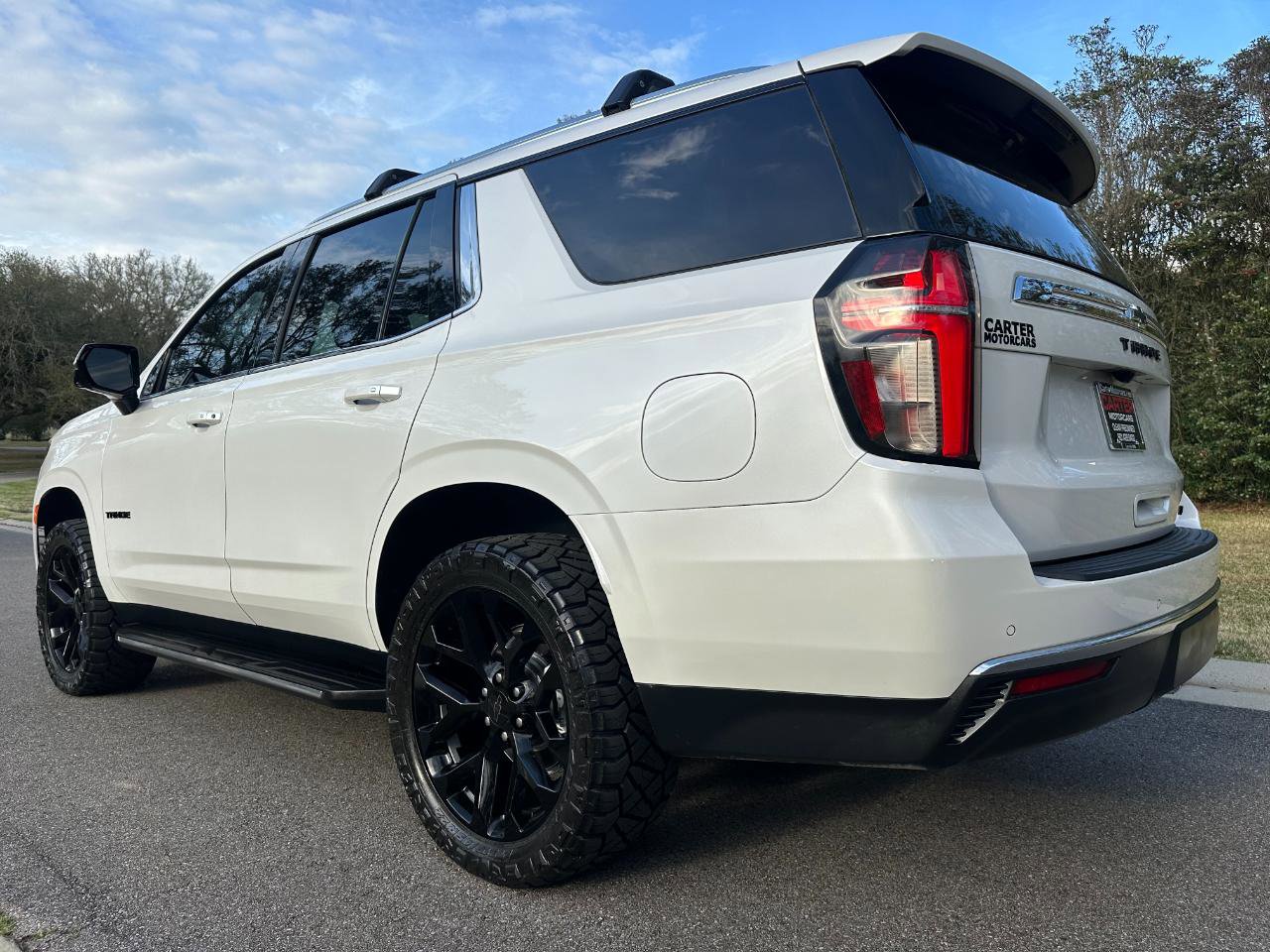 Used 2022 Chevrolet Tahoe LT w/ Luxury Package image 7