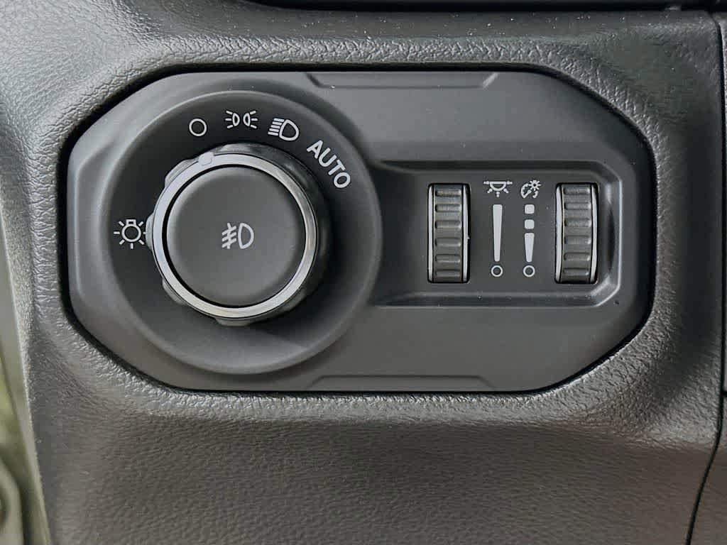 Used 2022 Jeep Wrangler Unlimited Sport AWD/4WD image 27