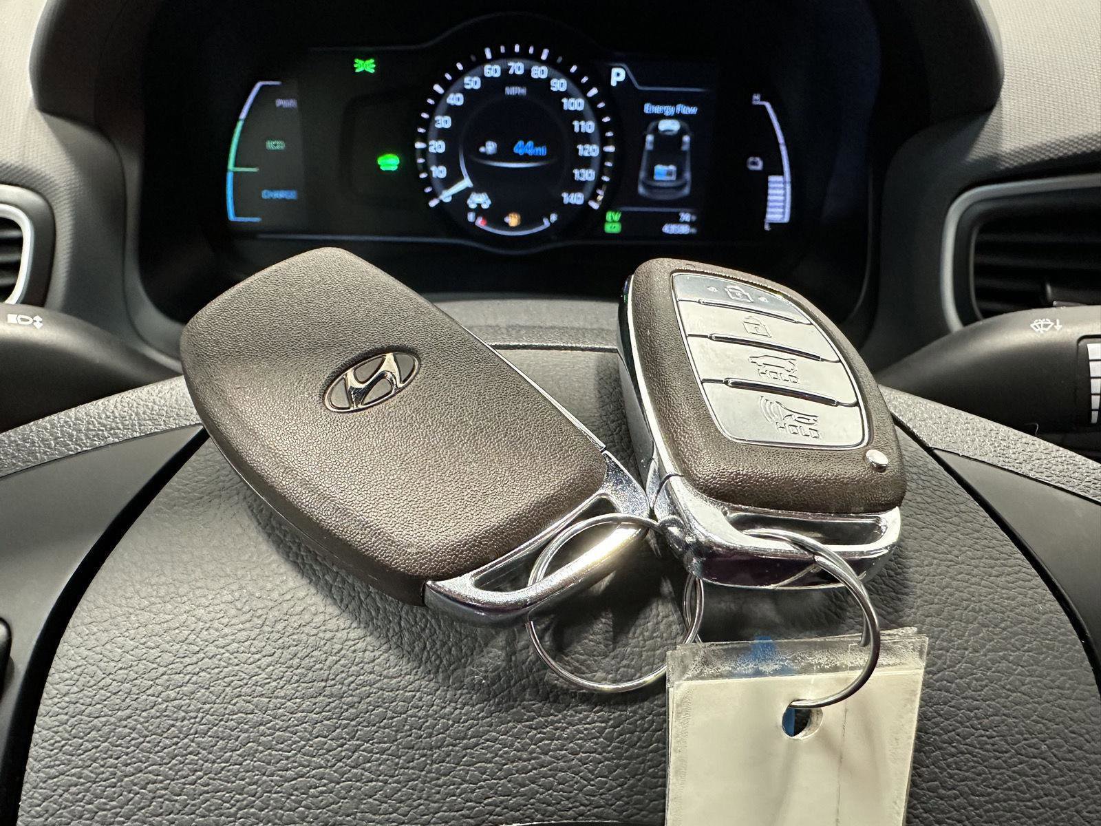 Used 2019 Hyundai Ioniq SEL image 25