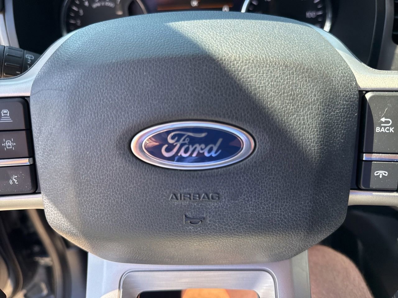 Used 2022 Ford Expedition XLT RWD image 28