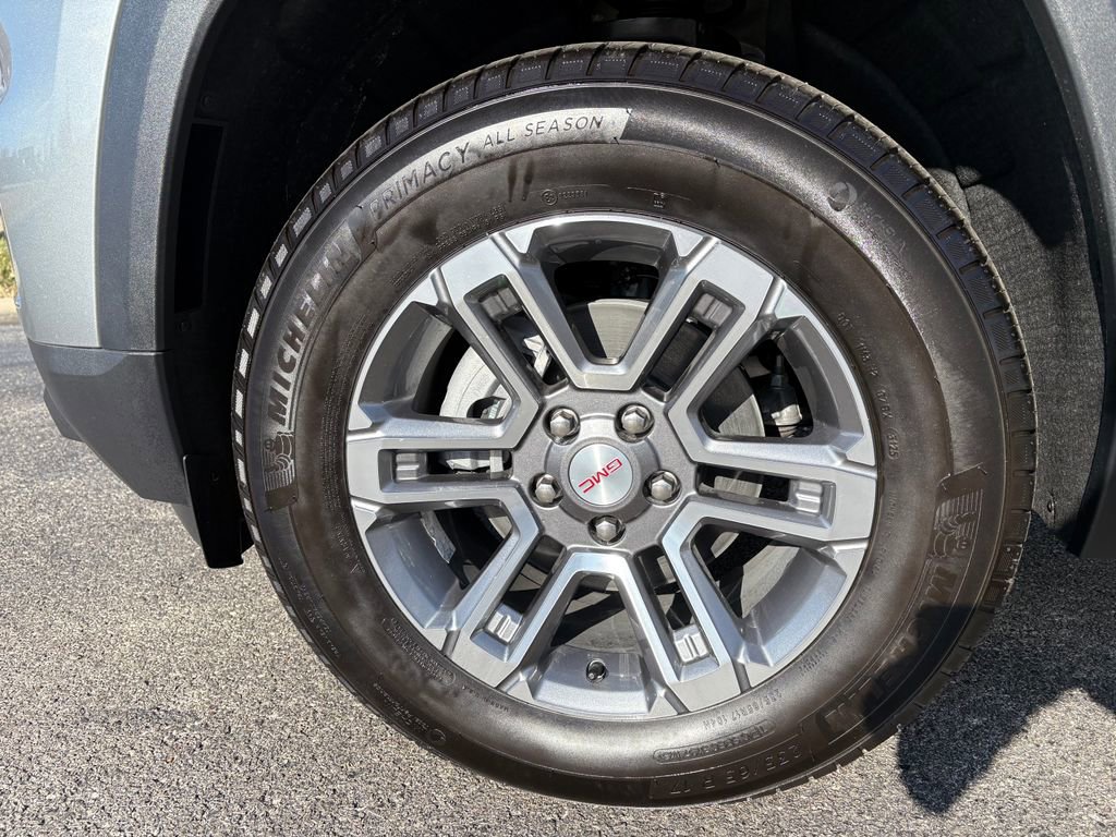 New 2026 GMC Terrain Elevation w/ LPO, Floor Liner Package image 36