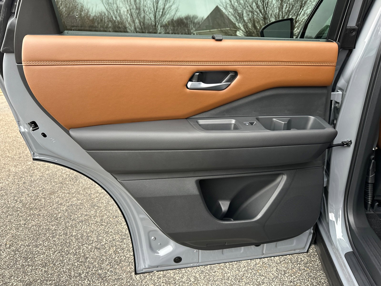 New 2025 Nissan Pathfinder Platinum image 23