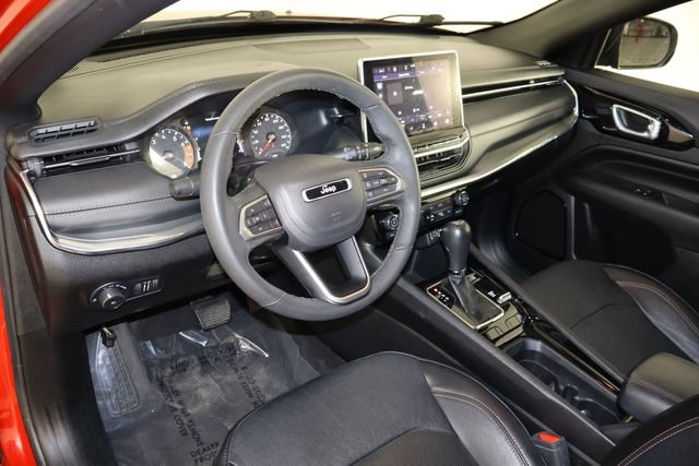 Used 2023 Jeep Compass Limited AWD/4WD image 23