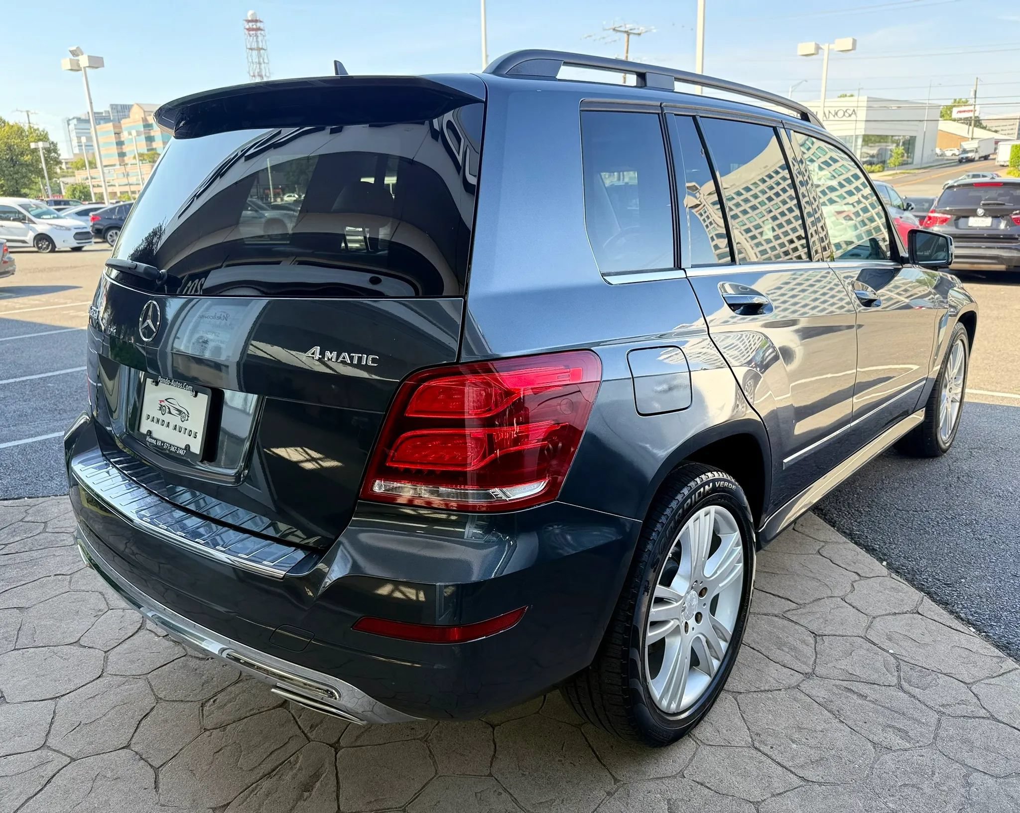 Used 2014 Mercedes-Benz GLK 350 4MATIC image 7