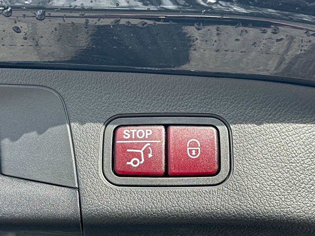 Certified 2025 Mercedes-Benz GLA 250 image 30