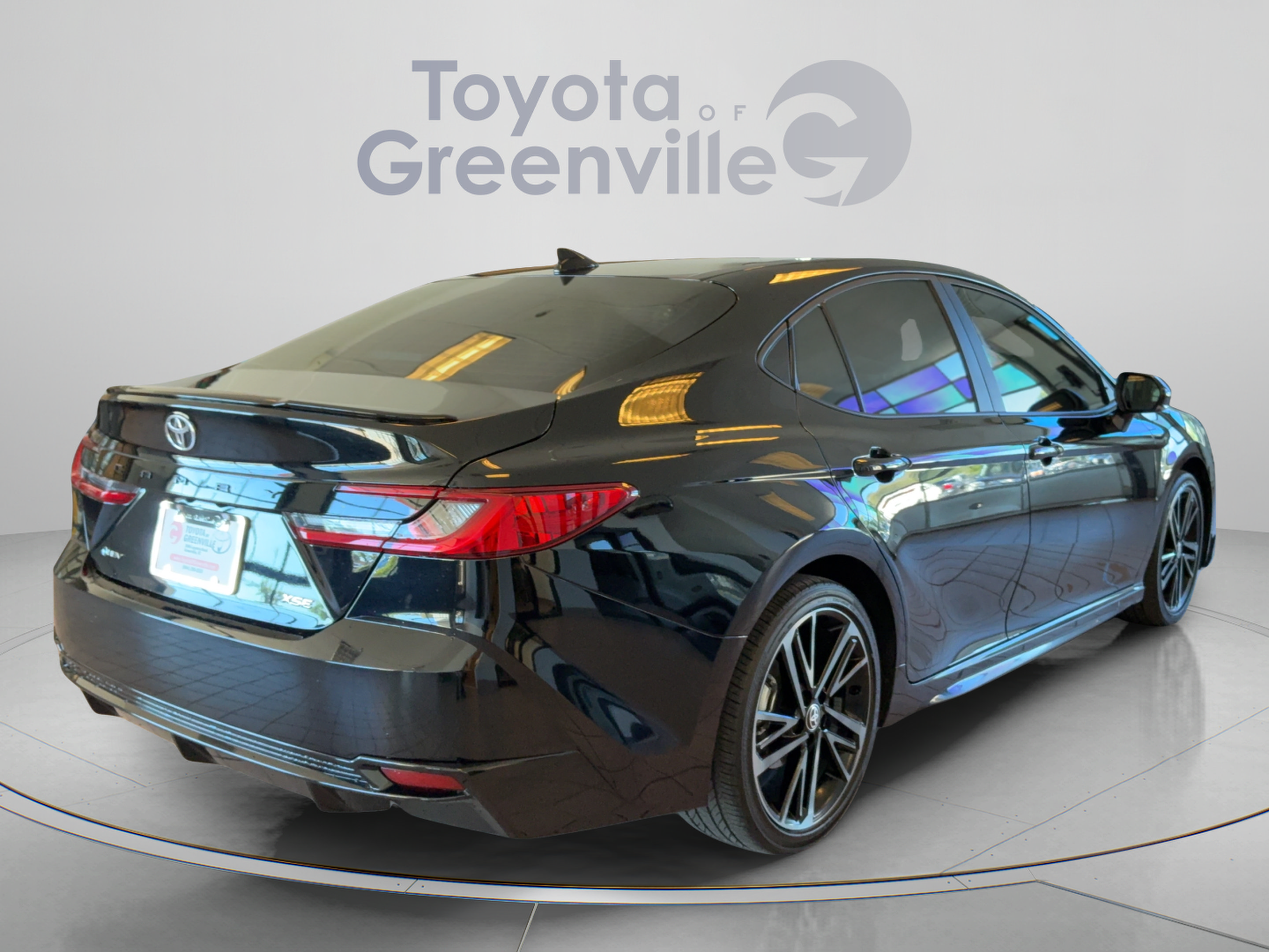 Used 2026 Toyota Camry XSE FWD image 6
