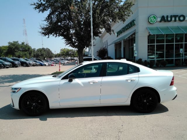 Used 2024 Volvo S60 B5 Plus w/ Climate Package FWD image 13