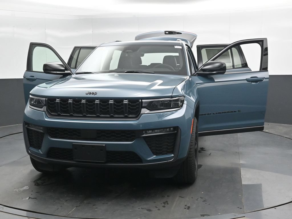 New 2027 Jeep Grand Cherokee Limited AWD/4WD image 51