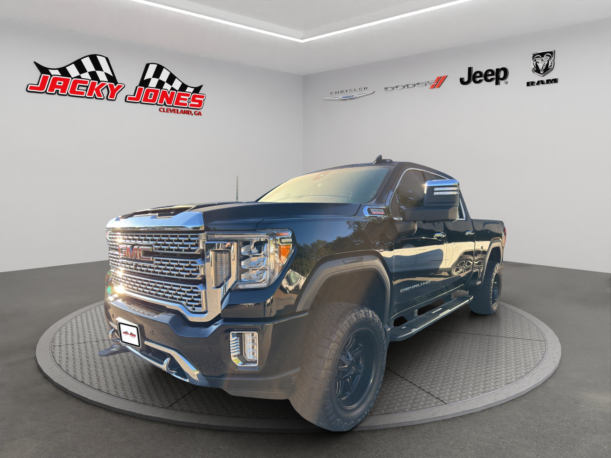Used 2022 GMC Sierra 2500 Denali AWD/4WD image 1