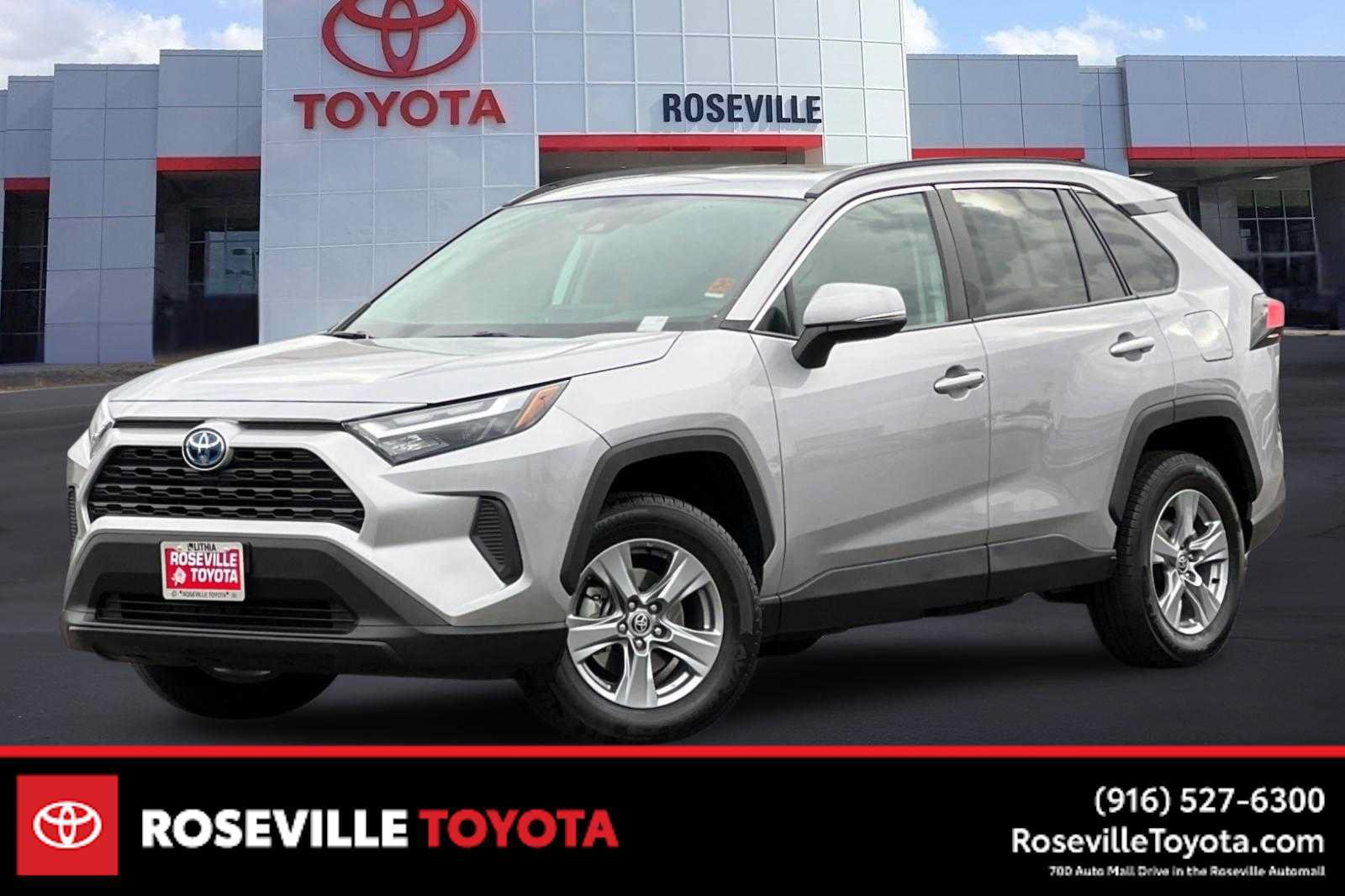 Used 2022 Toyota RAV4 XLE w/ Convenience Package