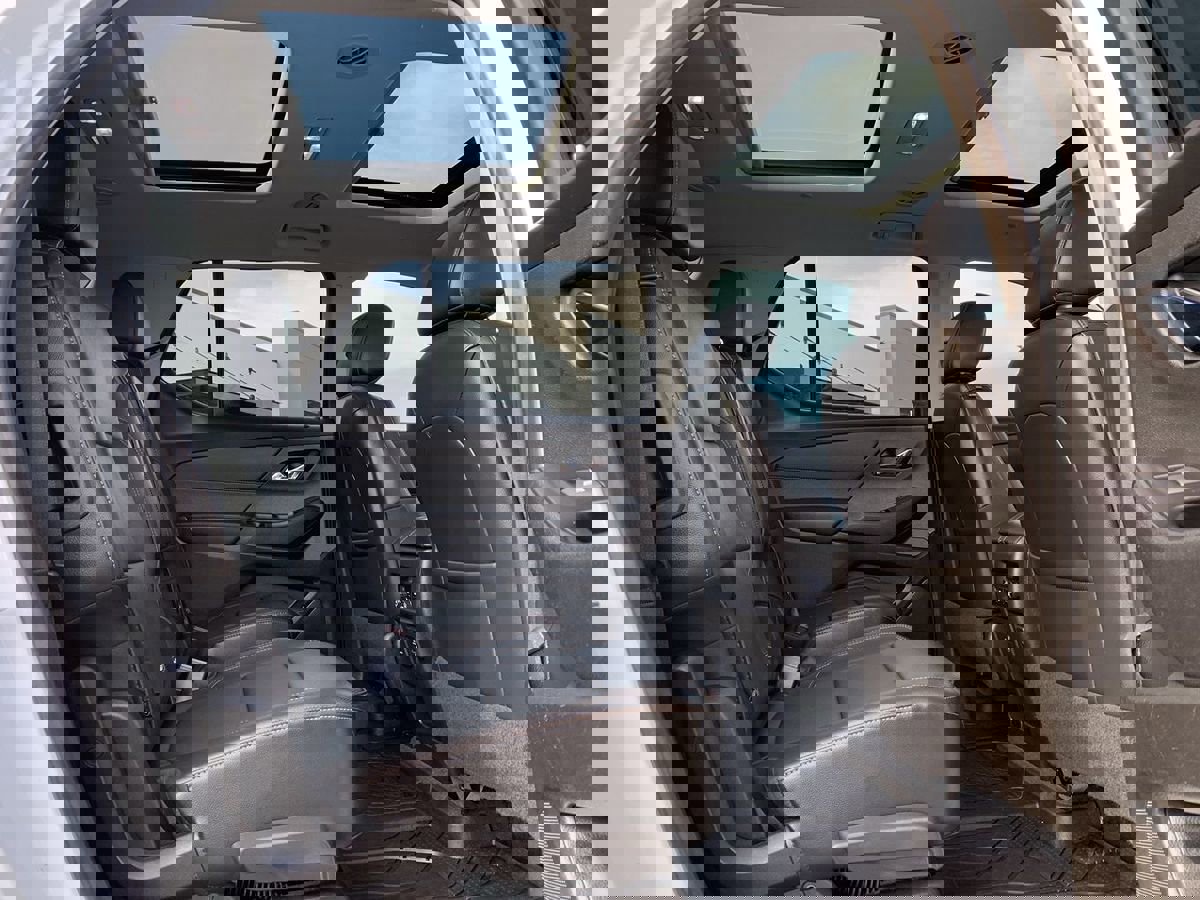 Used 2020 Chevrolet Traverse Premier AWD/4WD image 35