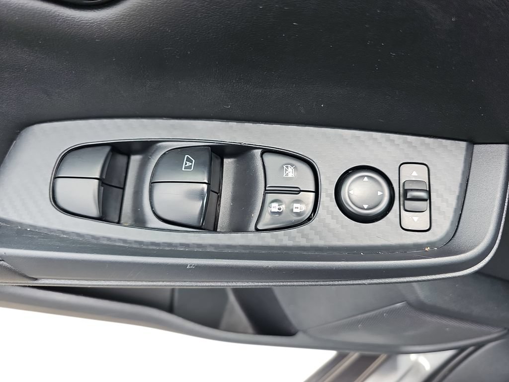 Used 2024 Nissan Sentra S FWD image 27