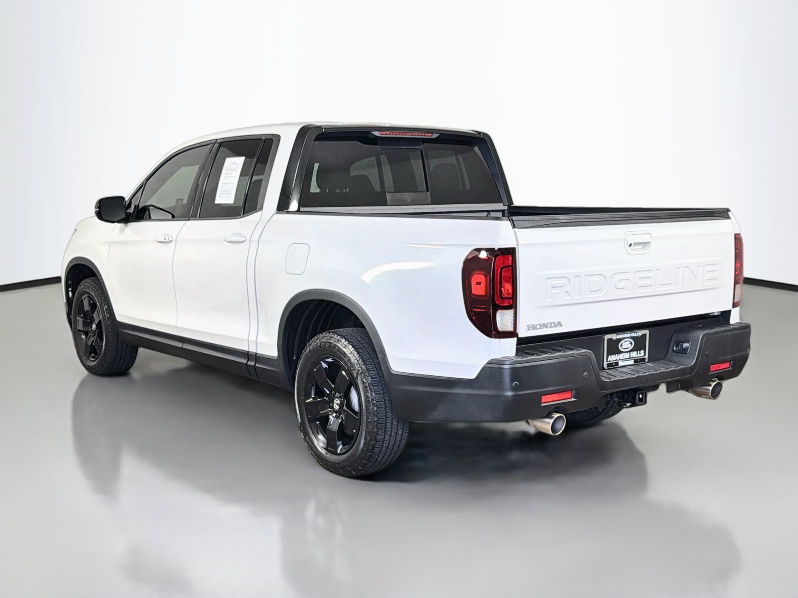 Used 2024 Honda Ridgeline Black Edition image 3