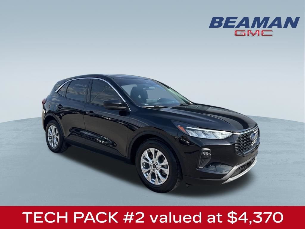 Used 2023 Ford Escape Active w/ Tech Pack #2 image 1