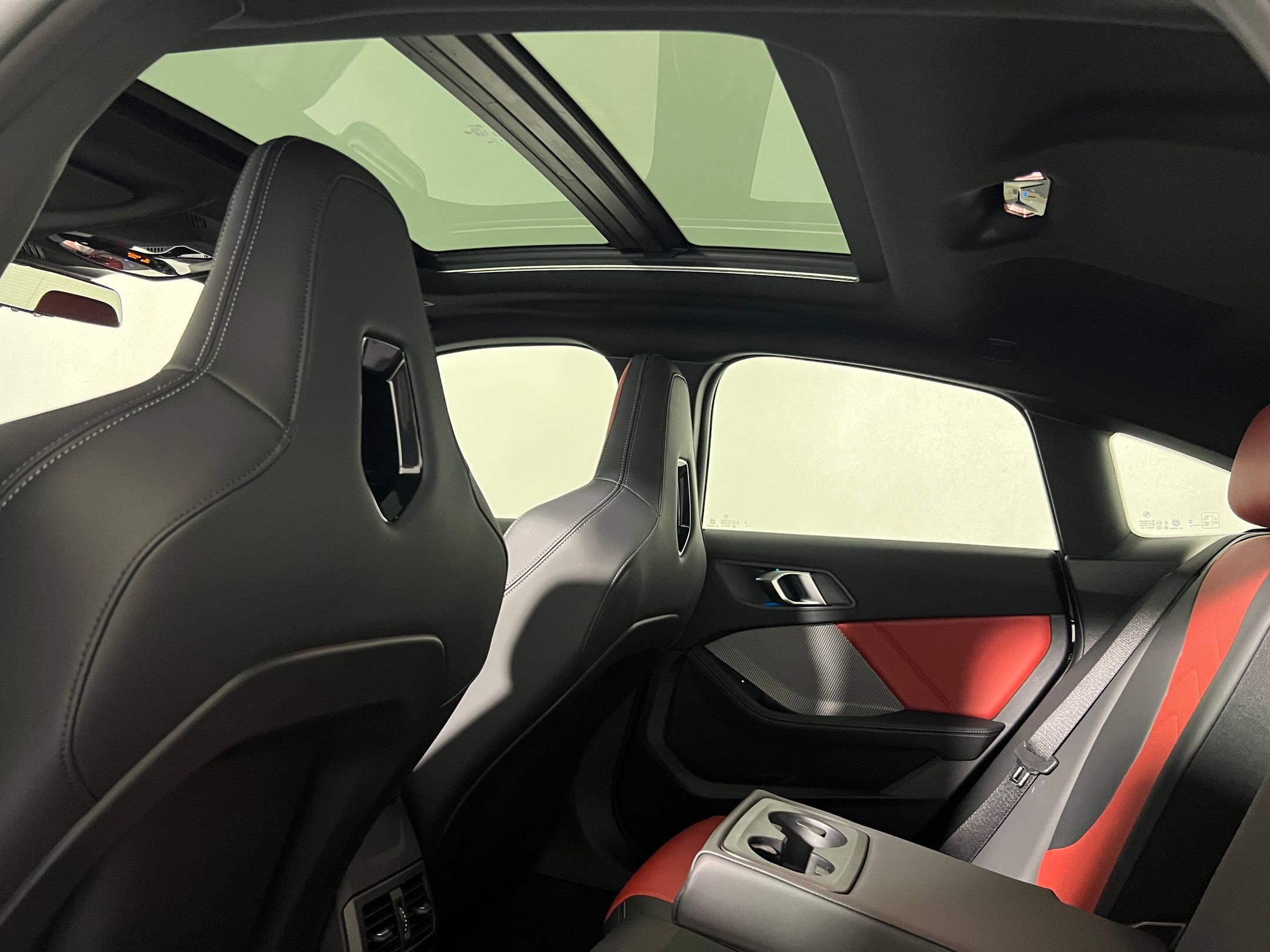 Used 2025 BMW M235i xDrive w/ Premium Package image 33