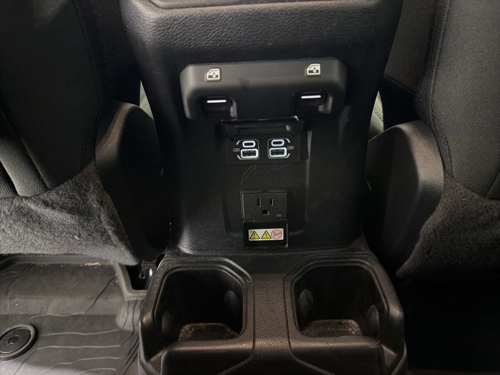 Used 2022 Jeep Wrangler Unlimited Sport image 24
