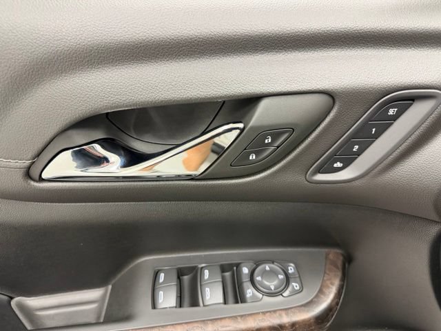 Certified 2023 GMC Acadia Denali w/ Denali Technology Package FWD image 20