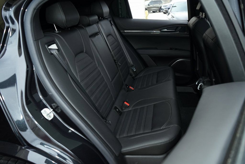 Used 2023 Alfa Romeo Stelvio Quadrifoglio w/ Active Assist Plus Package image 19