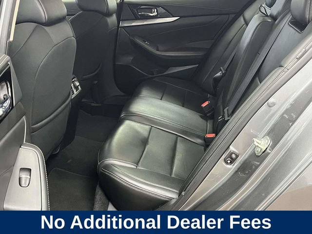Used 2020 Nissan Maxima 3.5 SV w/ Floor Mat Group FWD image 15