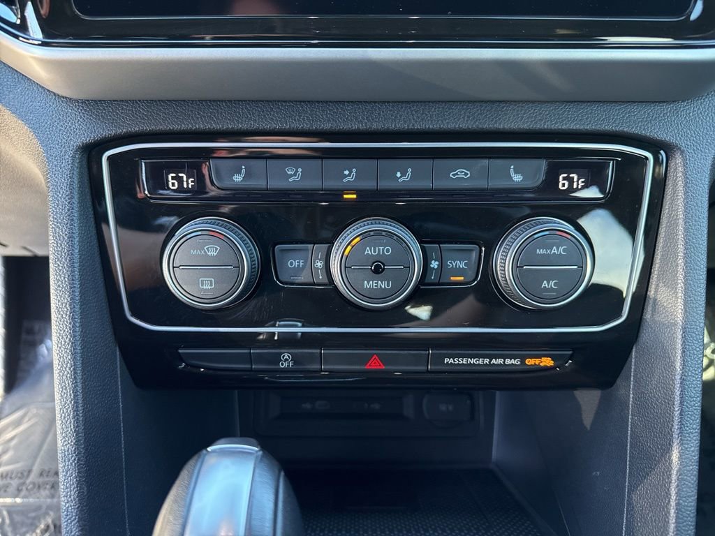 Certified 2022 Volkswagen Atlas Cross Sport SE image 19