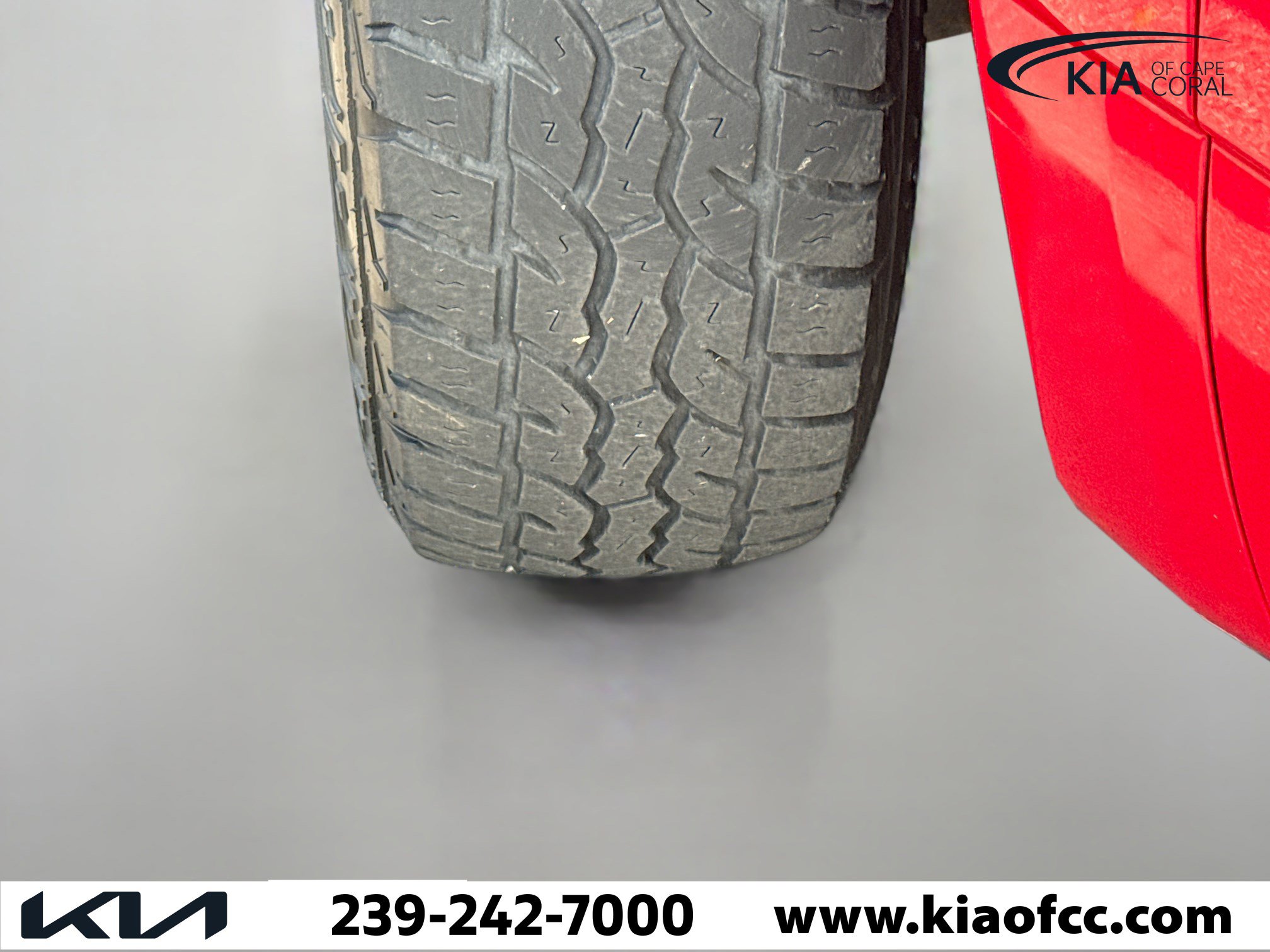 Used 2021 Nissan Titan SV w/ SV Convenience Package image 40